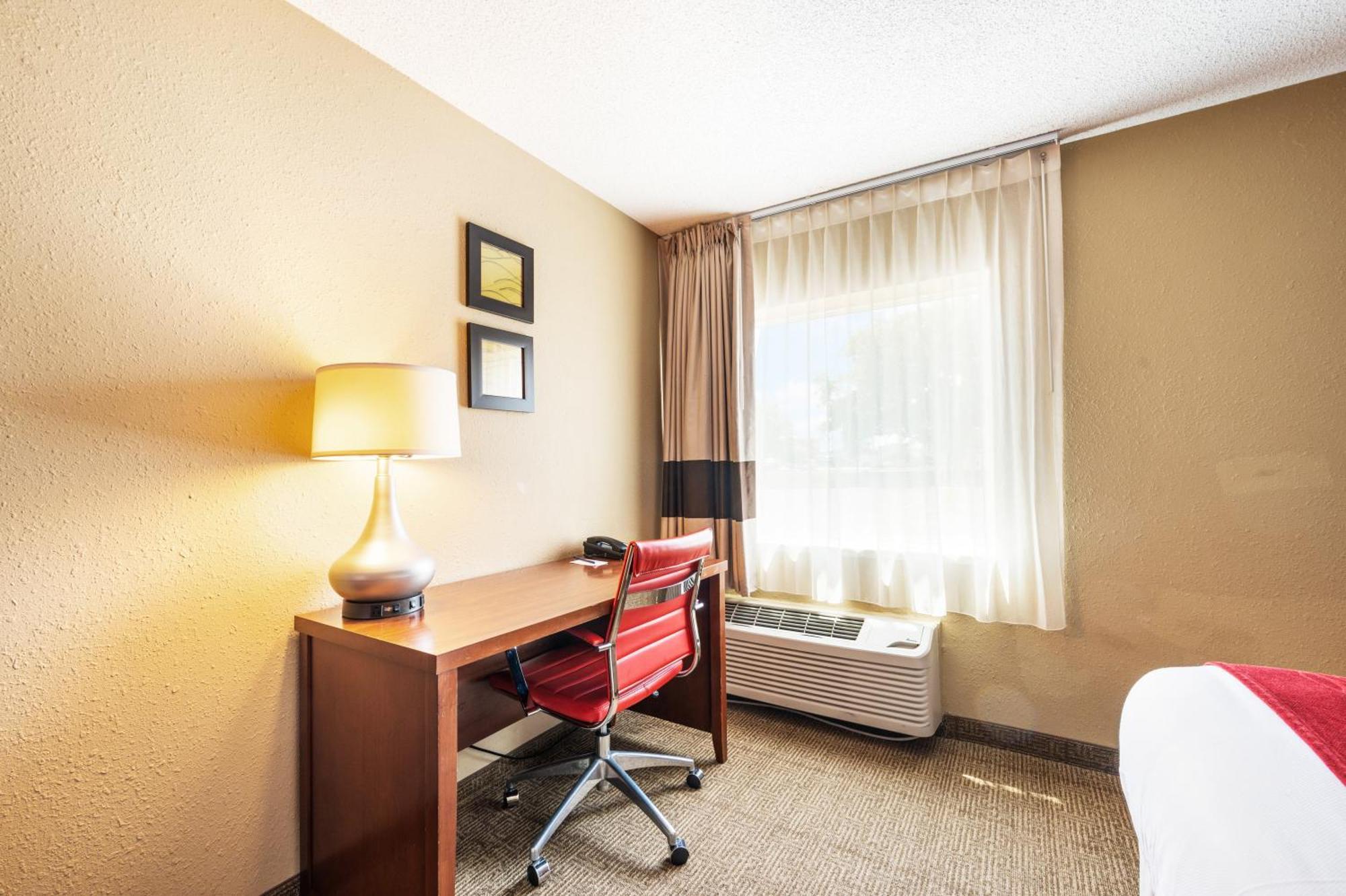 Comfort Inn Mayfield Heights Cleveland East מראה חיצוני תמונה