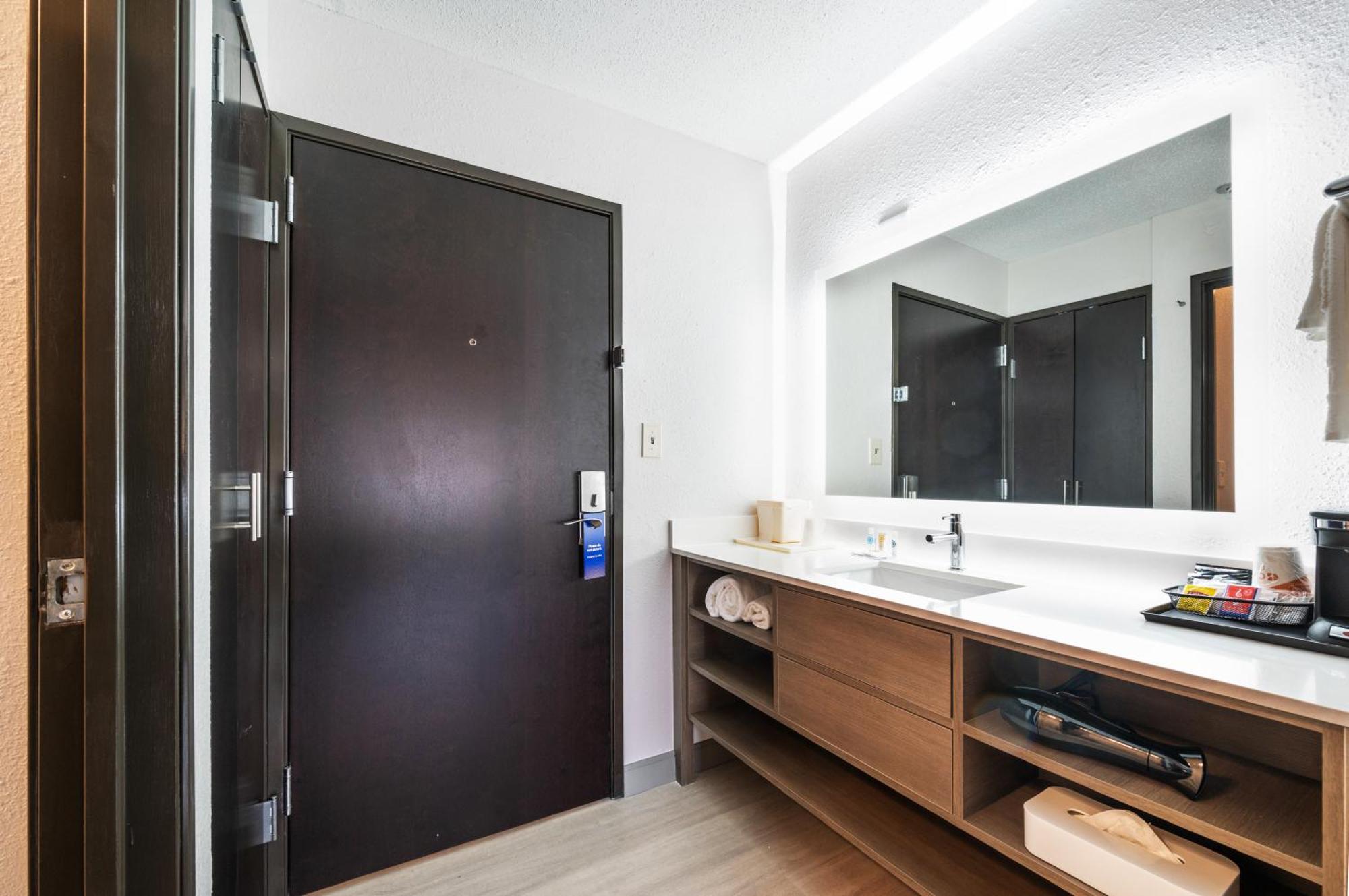 Comfort Inn Mayfield Heights Cleveland East מראה חיצוני תמונה