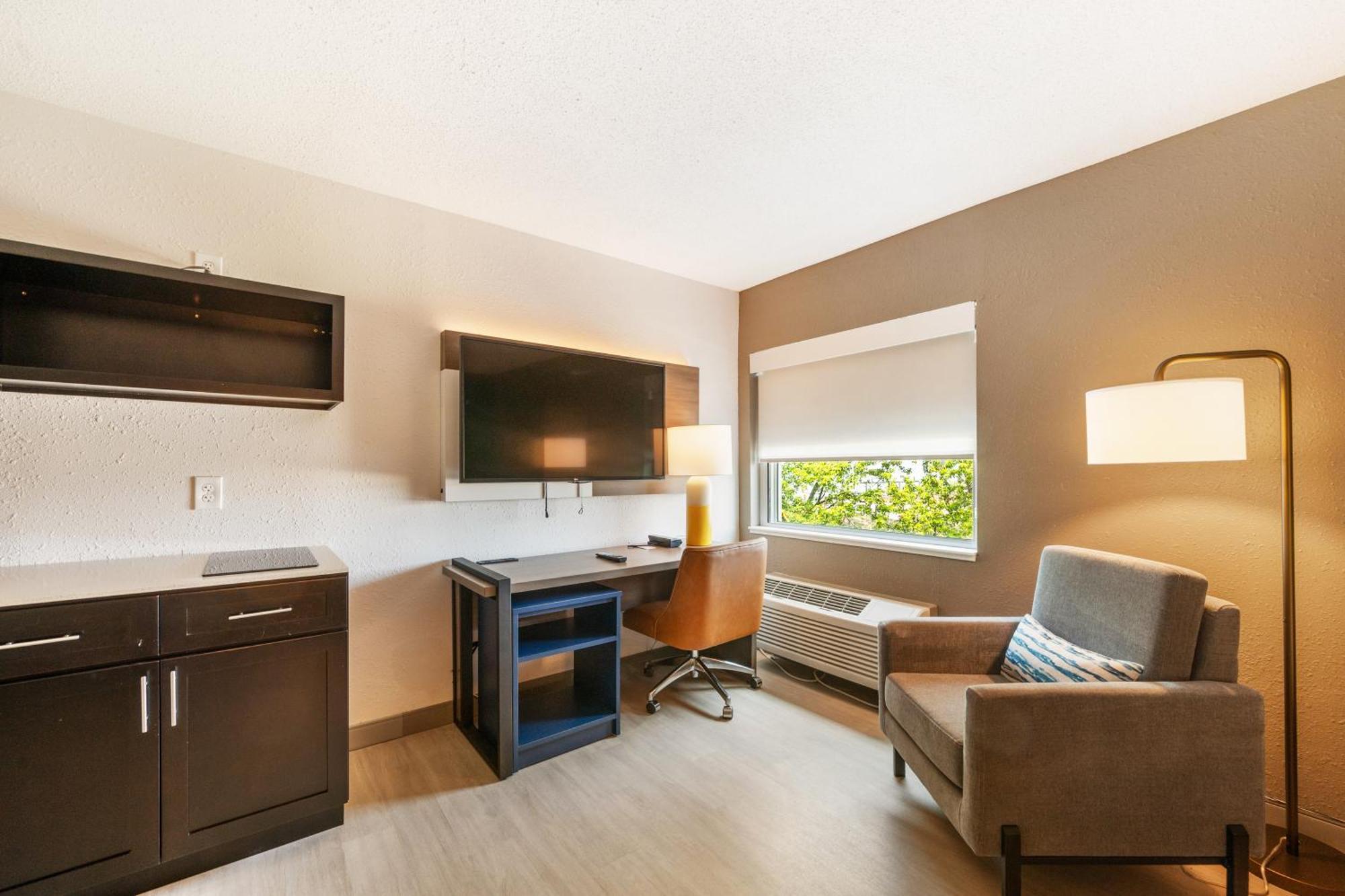 Comfort Inn Mayfield Heights Cleveland East מראה חיצוני תמונה