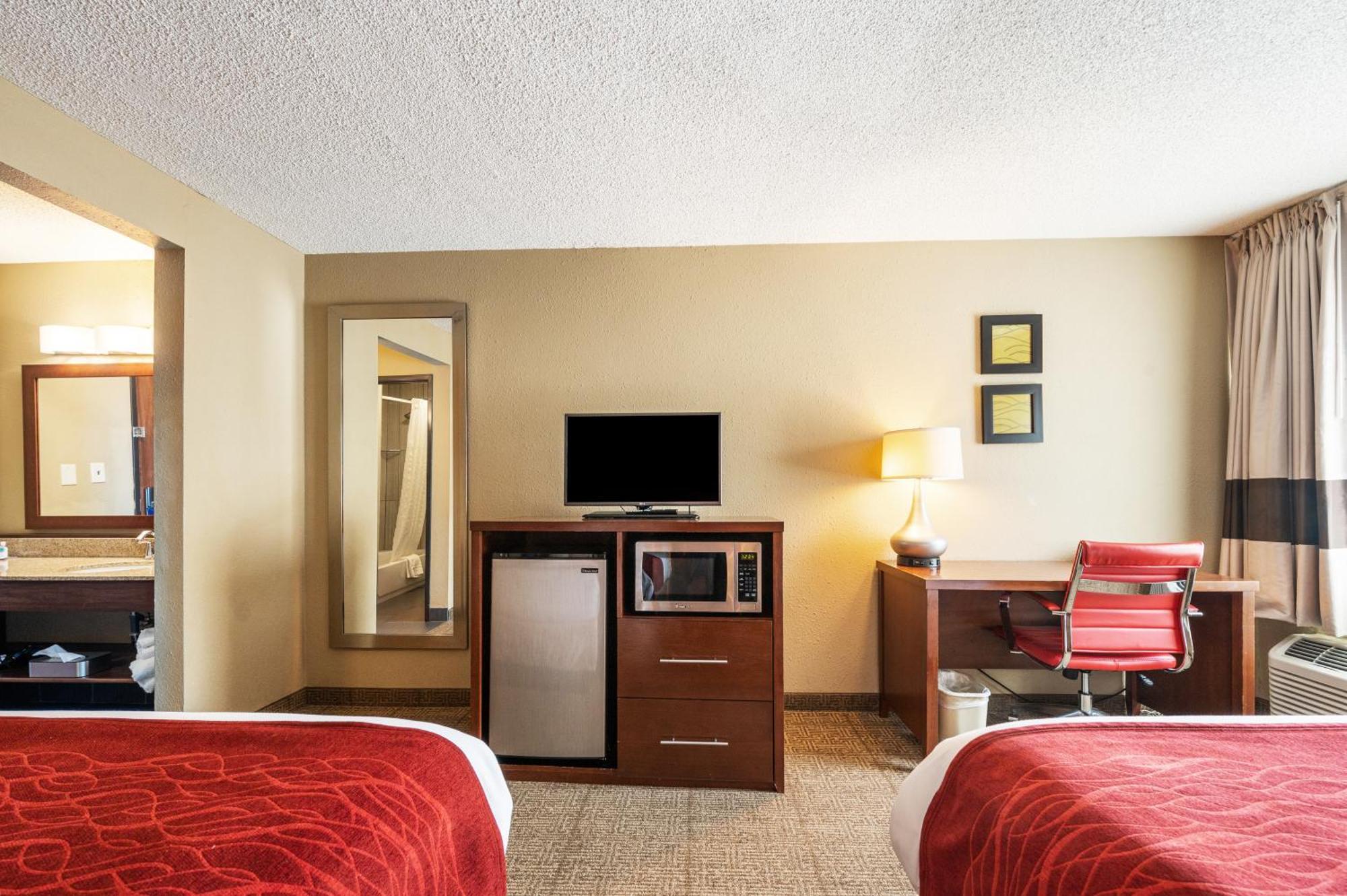 Comfort Inn Mayfield Heights Cleveland East מראה חיצוני תמונה