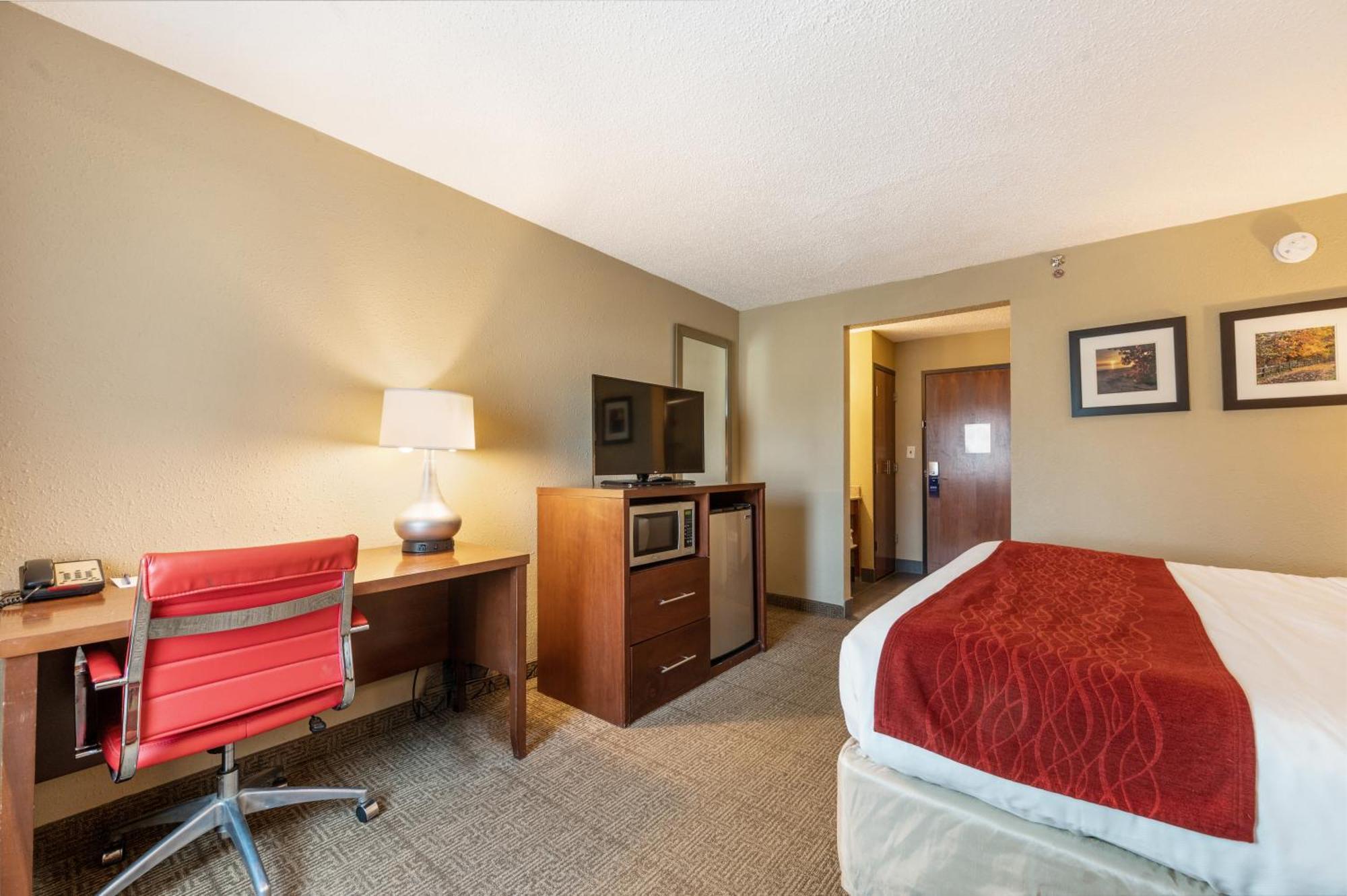 Comfort Inn Mayfield Heights Cleveland East מראה חיצוני תמונה