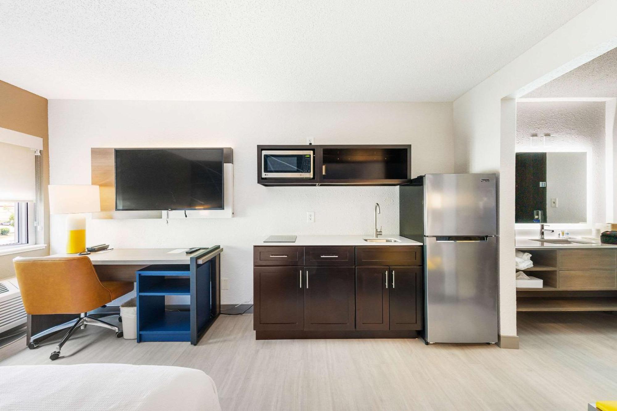 Comfort Inn Mayfield Heights Cleveland East מראה חיצוני תמונה