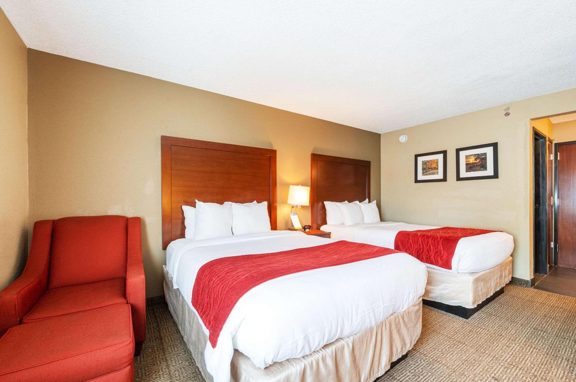 Comfort Inn Mayfield Heights Cleveland East מראה חיצוני תמונה